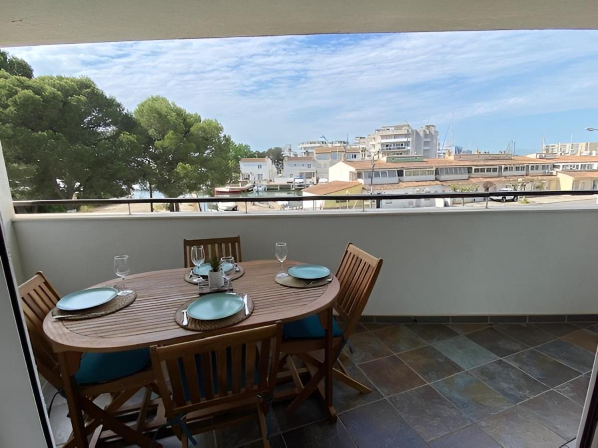 Superbe Appartement Renove, Residence Avec Piscine Roses Exterior photo